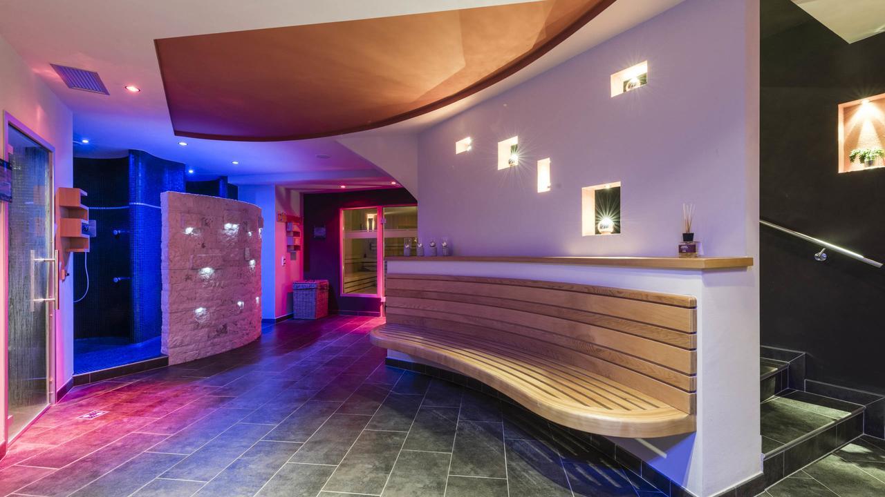 Der Mohrenwirt **** Hotel Burgusio Exterior foto