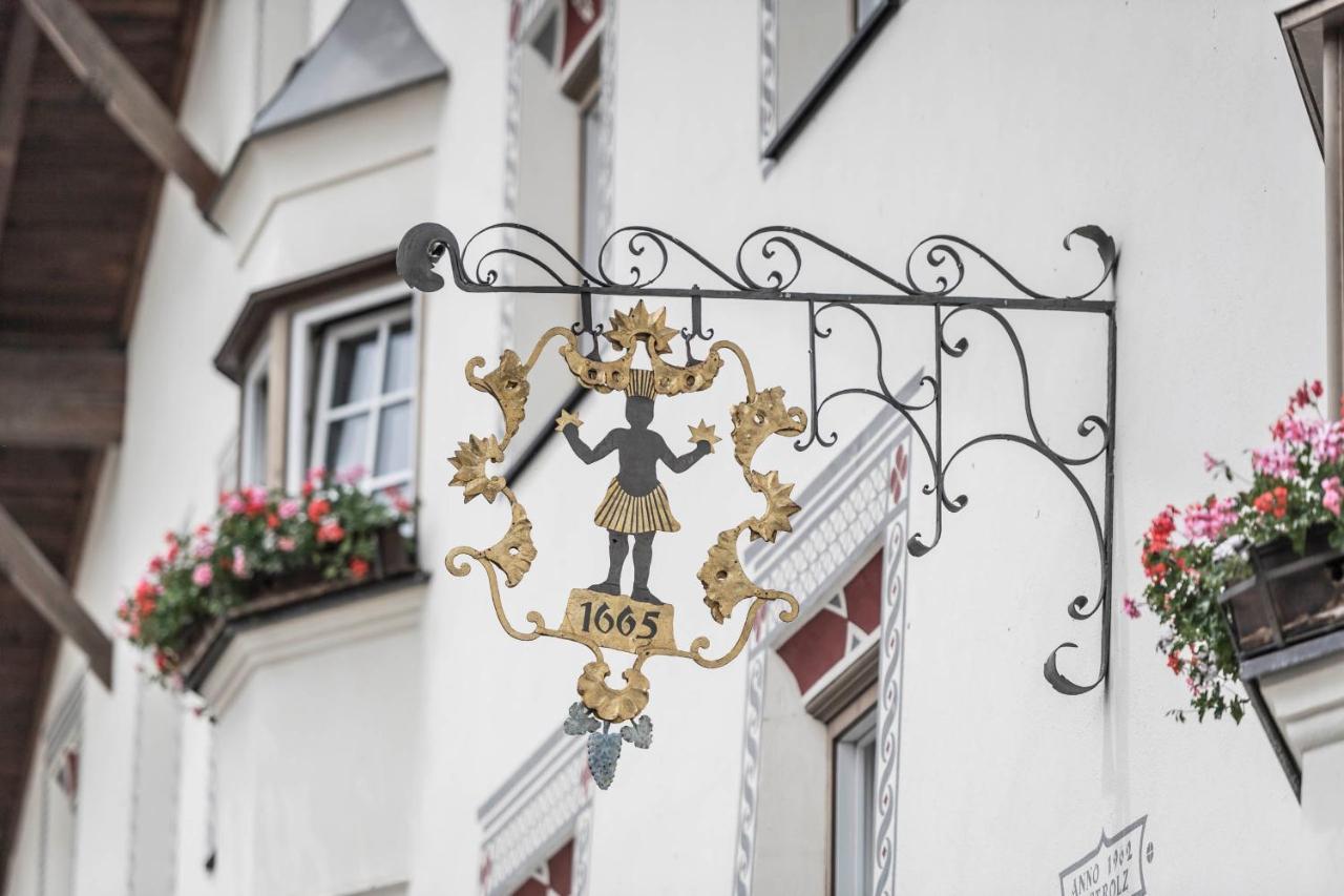 Der Mohrenwirt **** Hotel Burgusio Exterior foto